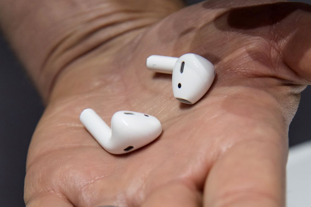 أمازون في طريقها لإطلاق سماعات لاسلكية منافسة لـ AirPods في النصف الثاني من 2019