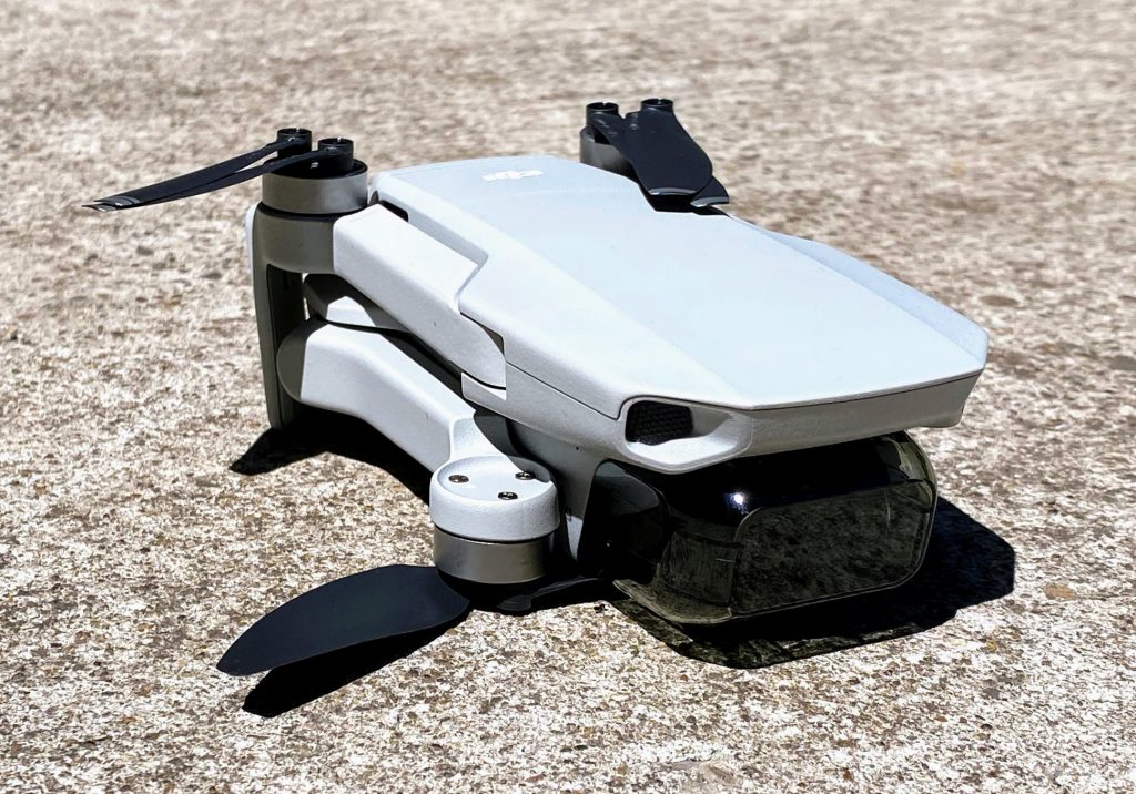 مراجعة: درون التصوير DJI MAVIC Mini القيمة المثالية مقابل السعر!