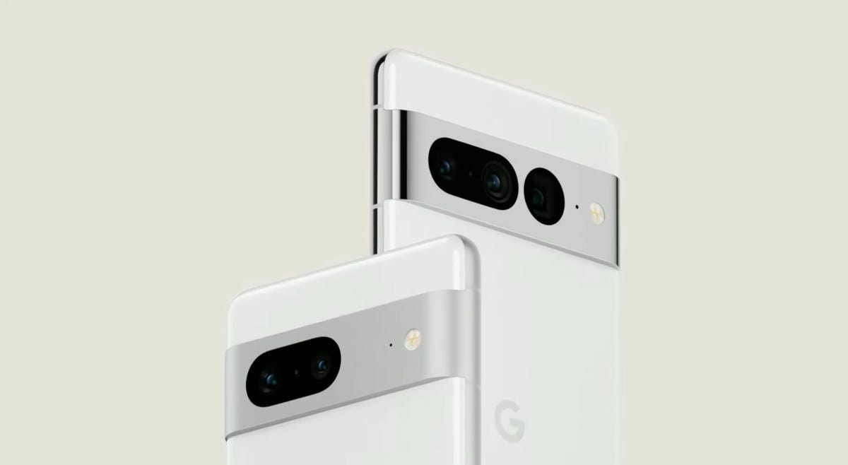 Pixel 6a متاح مقابل 449 دولارًا. تبدأ الطلبات المسبقة في 21 يوليو ، مع بدء التسليم في 28 يوليو.